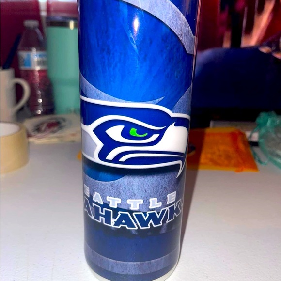 Handmade stainless steel Seahawks tumbler - Picture 1 of 1